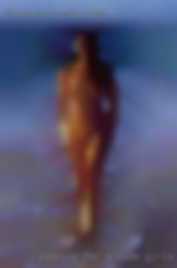 Looking for a beautiful nude girls gallery woman.